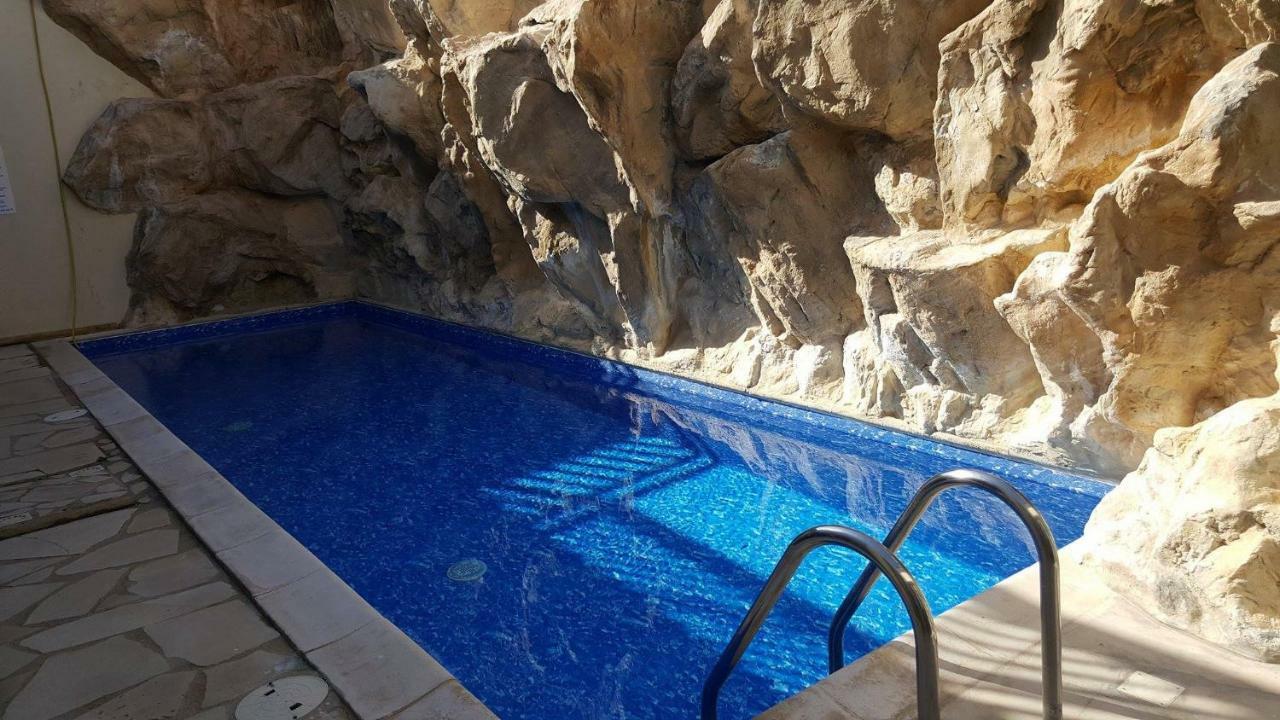 2 Bedroom Poolside Apartment E9 เปเยีย ภายนอก รูปภาพ