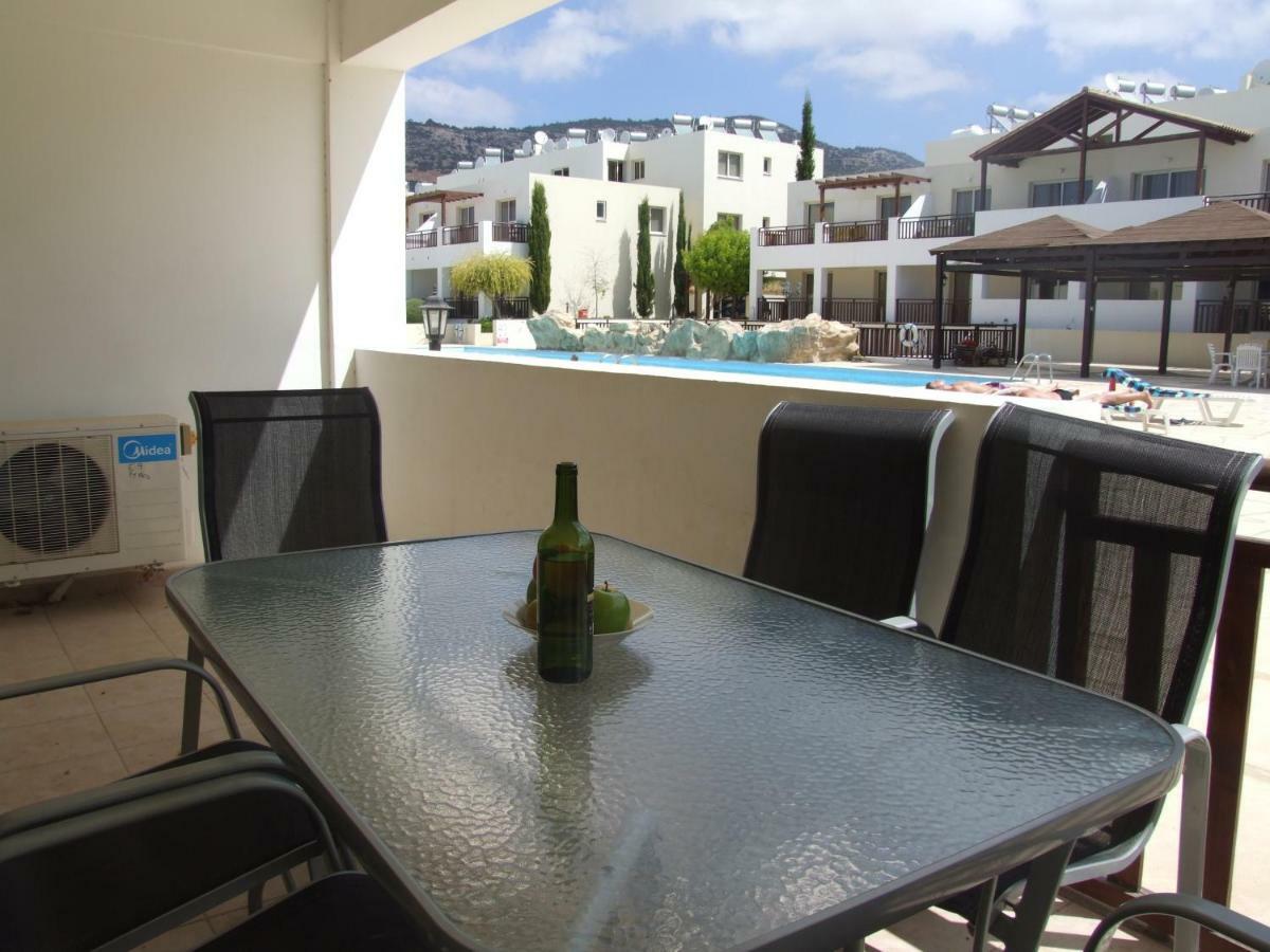2 Bedroom Poolside Apartment E9 เปเยีย ภายนอก รูปภาพ